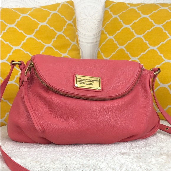 Marc Jacobs Handbags - 🌸OFFERS?🌸Marc Jacobs Flamingo Pink Large Crssbdy